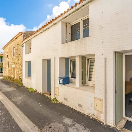 בית נופש Du Porche Bis *